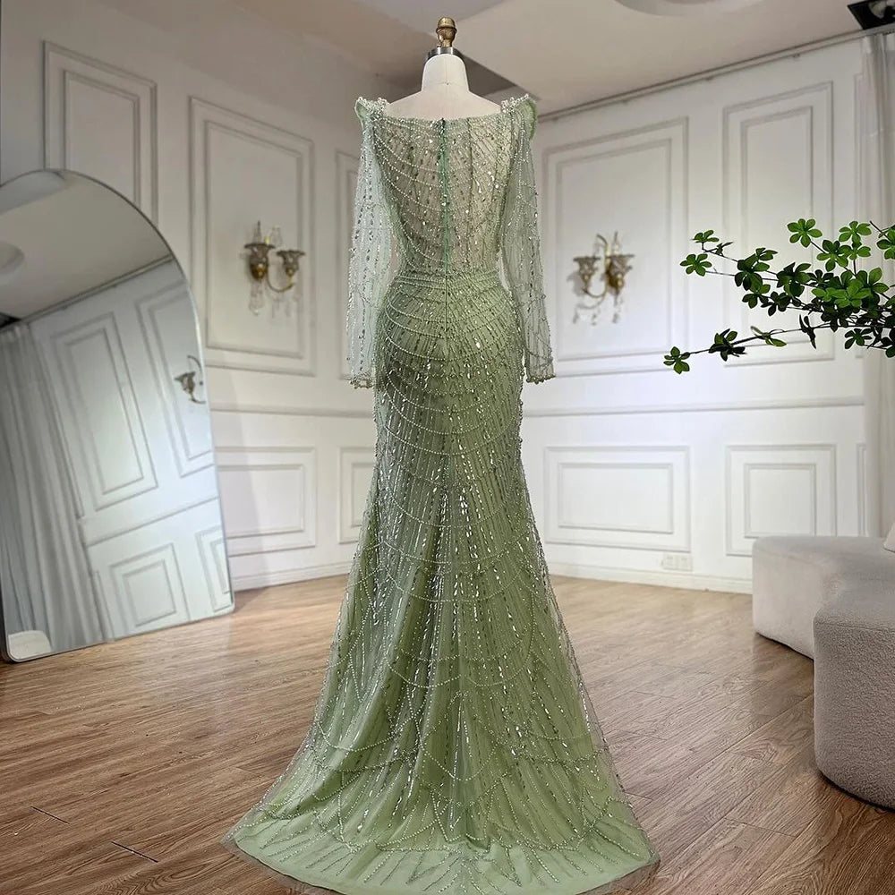 Vestido de noche de lujo estilo sirena con escote corazón, perlas y cuentas, color verde salvia árabe, modelo LA72660 (2025) 