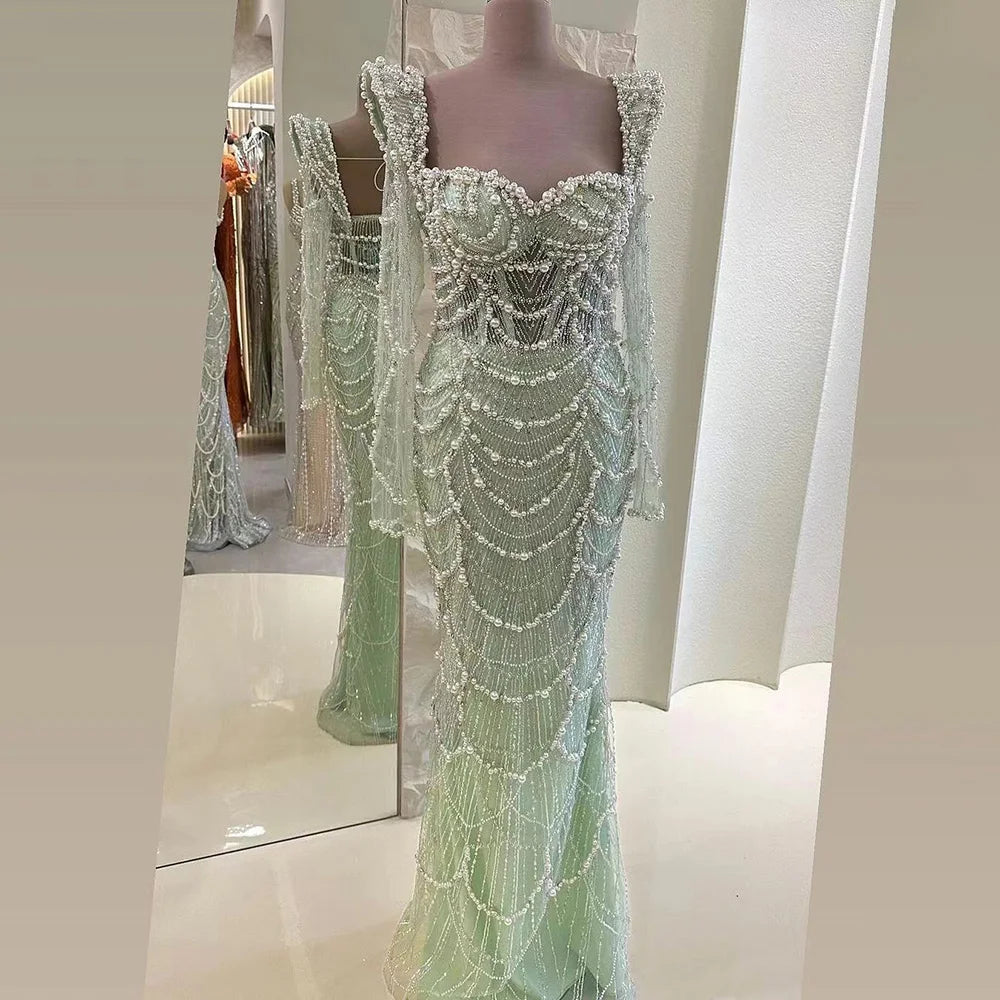 Vestido de noche de lujo estilo sirena con escote corazón, perlas y cuentas, color verde salvia árabe, modelo LA72660 (2025) 