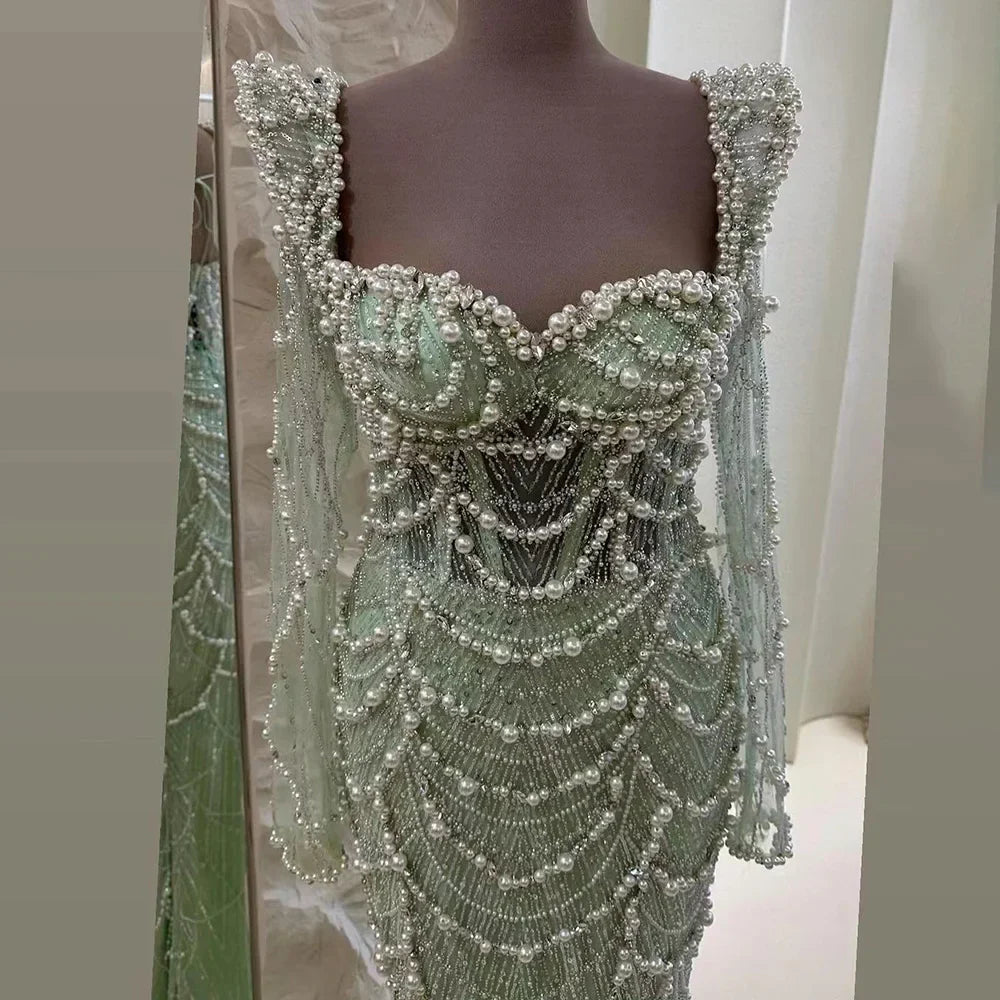 Vestido de noche de lujo estilo sirena con escote corazón, perlas y cuentas, color verde salvia árabe, modelo LA72660 (2025) 