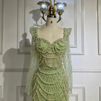 Vestido de noche de lujo estilo sirena con escote corazón, perlas y cuentas, color verde salvia árabe, modelo LA72660 (2025) 