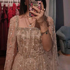 Vestido de noche de lujo saudí LA72764, corte A, manga capa, con cuentas de cristal, estilo árabe, color nude, ideal para ocasiones formales (modelo 2025).