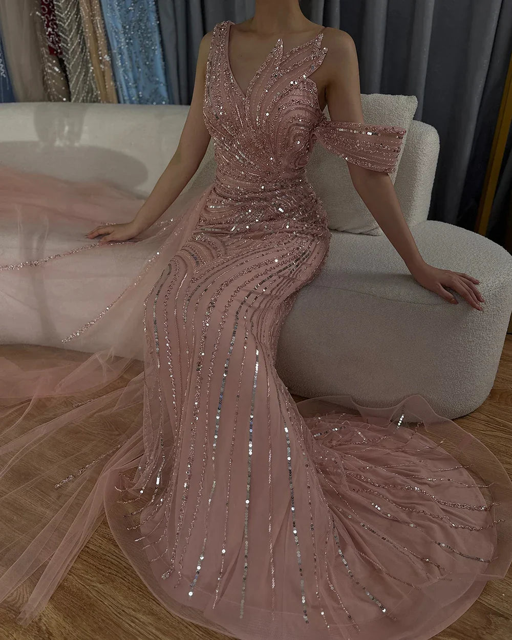 Vestido de noche largo, elegante, de sirena, rosa árabe, con un solo hombro y cuentas, ideal para ocasiones formales (LA72662A) 