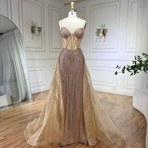 Vestido de noche rosa sirena con tirantes finos estilo árabe, con sobrefalda y cuentas, ideal para bodas y fiestas (LA72451) 