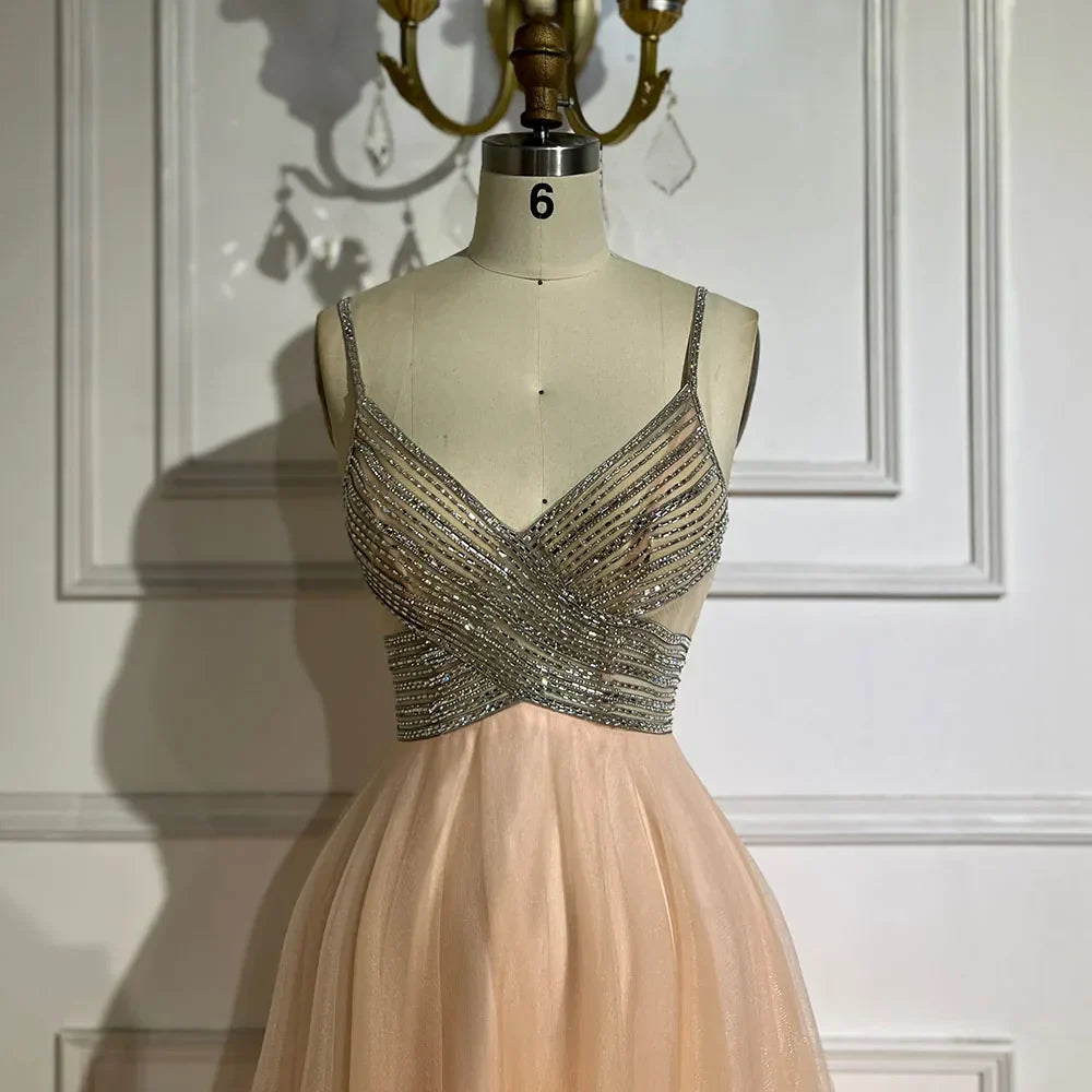 Vestido de fiesta corte A elegante con tirantes finos y cuentas, color melocotón árabe, modelo LA72629 (2025) 