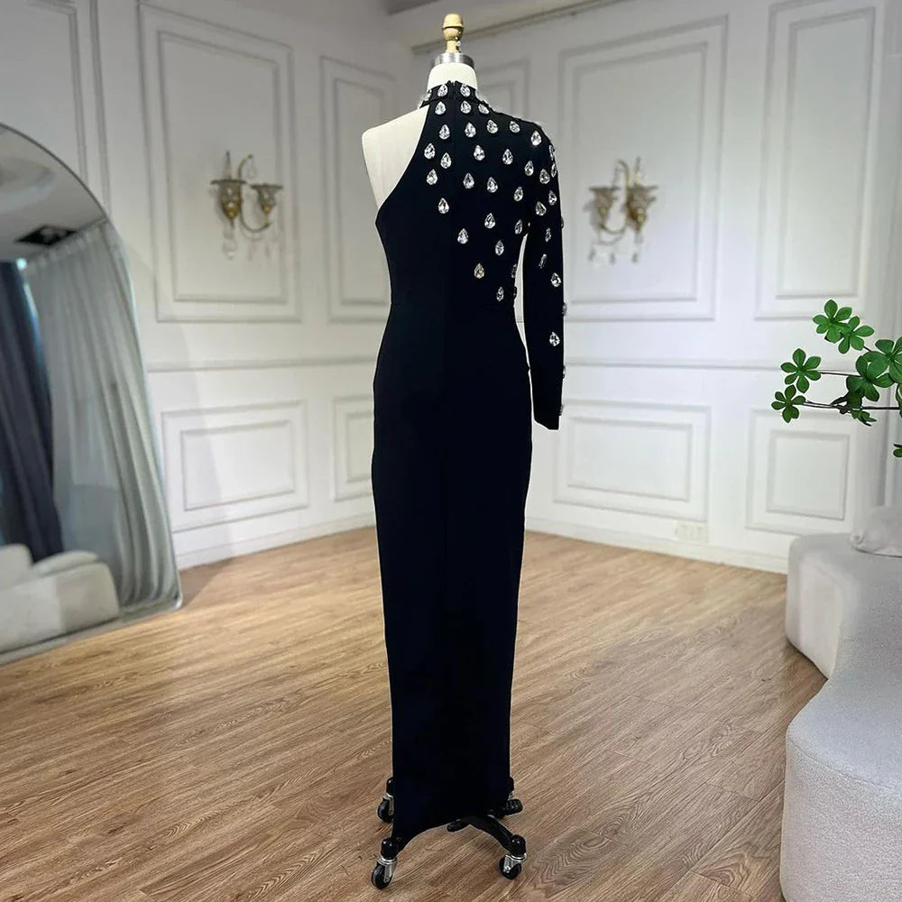 Vestido de noche de sirena elegante, negro, de un solo hombro, con abertura lateral y cuentas de cristal, modelo LA72371 (2025) 