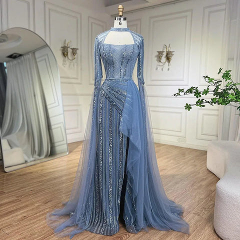 Vestidos de noche de sirena azul 2025, vestidos largos de lujo con cuentas, abertura alta y mangas tipo capa para bodas y fiestas de mujeres LA72312 