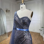 Vestido de noche elegante de sirena azul con un solo hombro y manga capa, adornado con cuentas, ideal para bodas y fiestas (LA72294) 