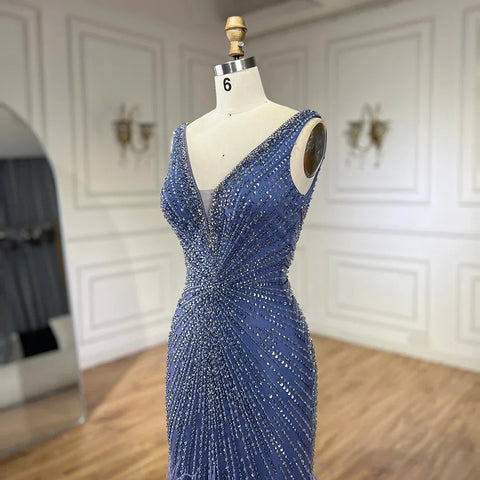 Vestidos de noche de lujo de Dubai con tirantes finos azules, plumas y cuentas para bodas y fiestas de mujeres LA72525 (2025) 