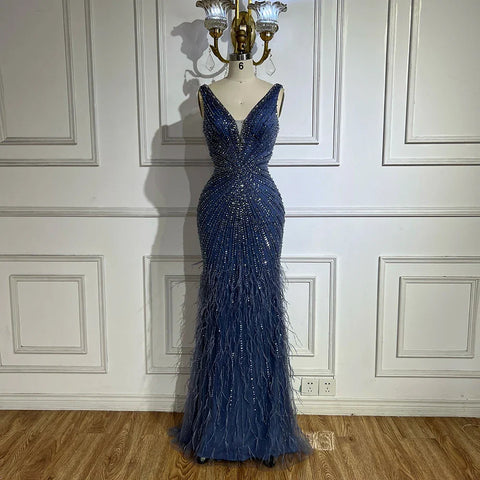 Vestidos de noche de lujo de Dubai con tirantes finos azules, plumas y cuentas para bodas y fiestas de mujeres LA72525 (2025) 