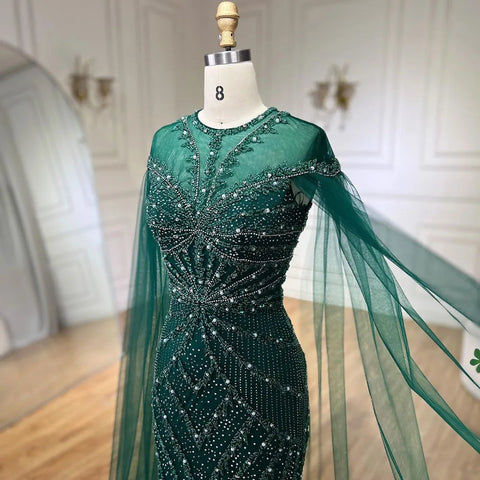 Vestido de noche de lujo con mangas de capa, estilo sirena, verde árabe, elegante, con cuentas, estilo Dubai 2025, para mujer, ideal para bodas y fiestas (LA72437) 
