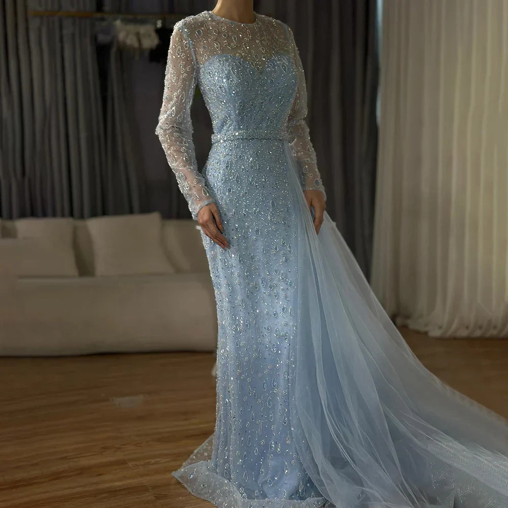 Vestido de noche azul elegante de Arabia Saudita 2025 con sobrefalda lateral con cuentas para ocasiones formales LA72734 