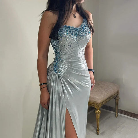 Vestido de noche de lujo de Dubái, elegante, plateado, de un solo hombro, con cuentas, corte sirena y abertura lateral, para fiestas de mujer LA72672 