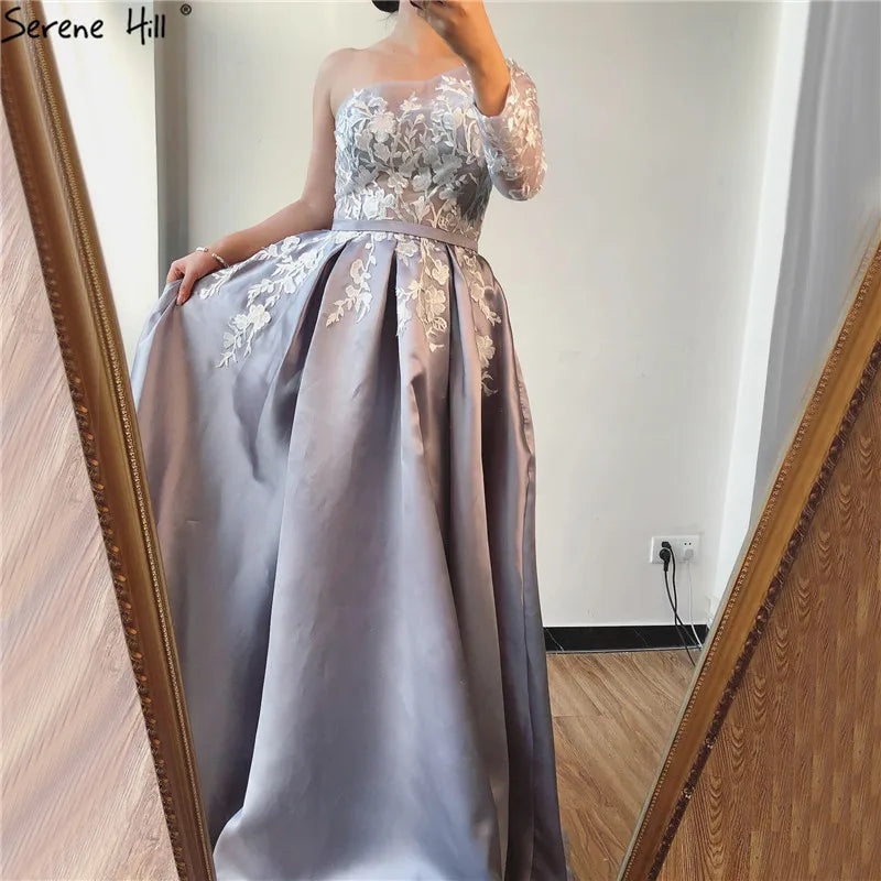 Vestido de noche elegante gris satinado 2025, un hombro, flores hechas a mano, corte en A, vestido formal LA70043 