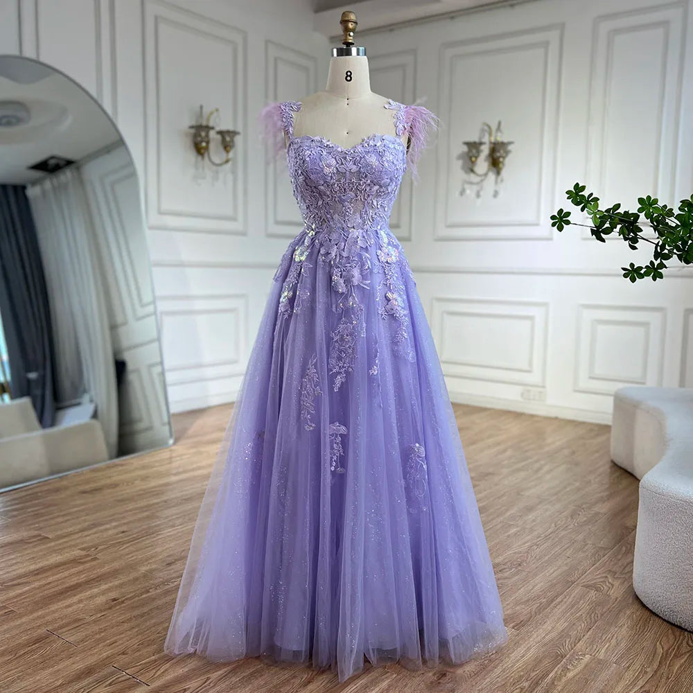 Vestido de fiesta lila con tirantes finos, espalda con cordones, corte en A, apliques y plumas para mujer | Boda LA72623 