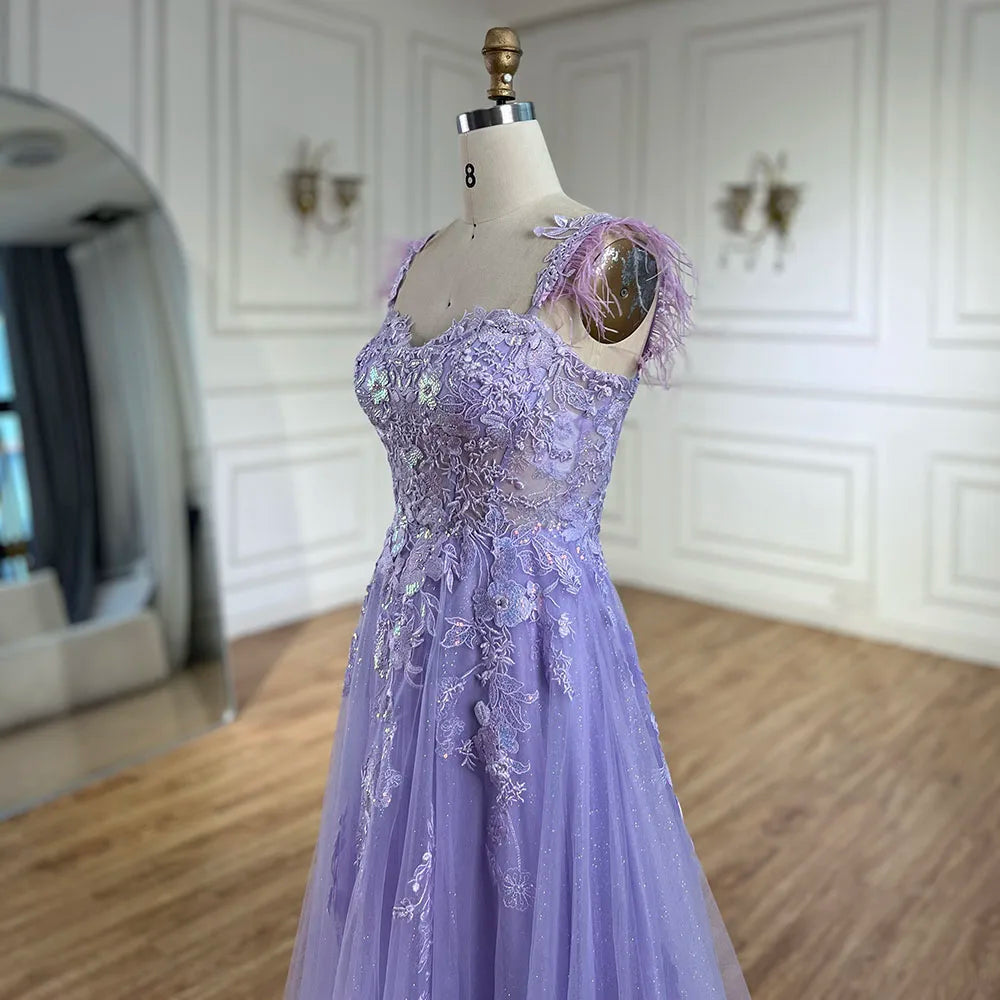 Vestido de fiesta lila con tirantes finos, espalda con cordones, corte en A, apliques y plumas para mujer | Boda LA72623 