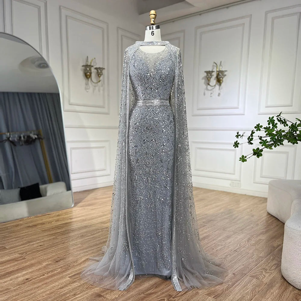 Vestido de noche de sirena árabe gris de lujo de Dubái 2025 con cuentas y capa larga desmontable para fiestas de mujer LA72180 