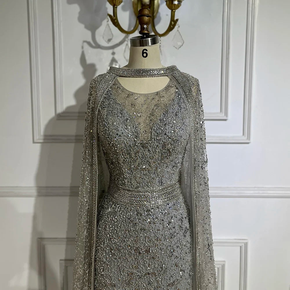 Vestido de noche de sirena árabe gris de lujo de Dubái 2025 con cuentas y capa larga desmontable para fiestas de mujer LA72180 