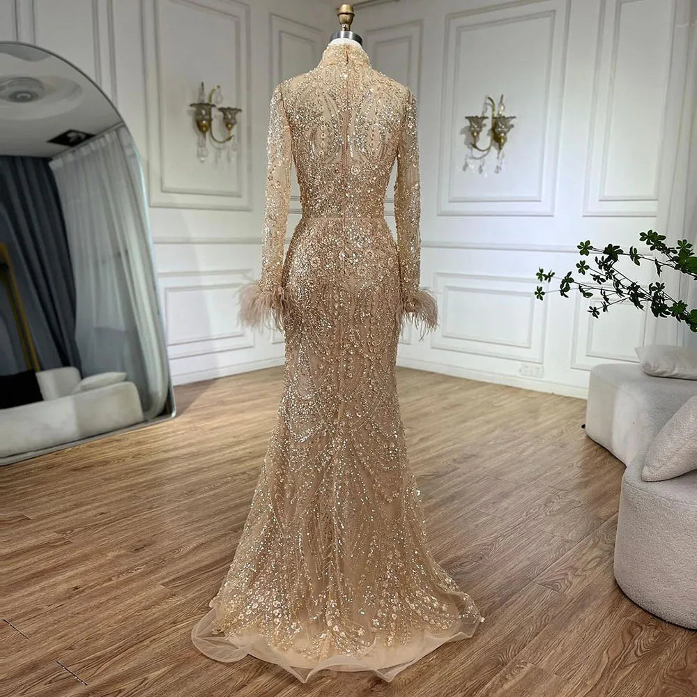 Vestidos de fiesta de boda para mujeres musulmanas en Dubái, vestidos largos de noche de sirena con plumas y cuentas doradas de lujo LA72546 