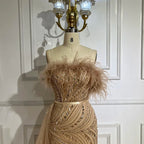 Vestido de noche de sirena color nude, sin tirantes, con sobrefalda, plumas y abertura alta, estilo princesa, para mujer (LA72311) 