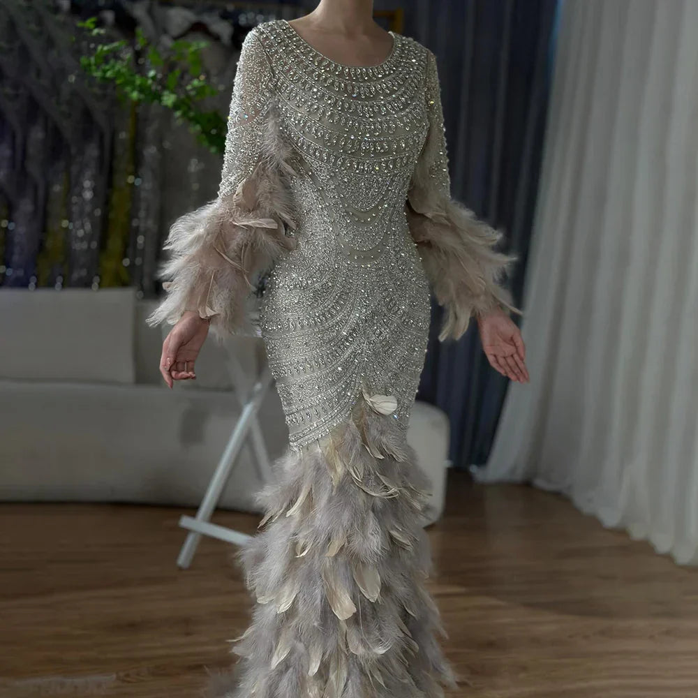 Vestido de noche color nude de Arabia Saudita con plumas y cuentas para ocasiones formales LA72736 