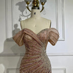 Vestido de noche de lujo rosa sirena con hombros descubiertos, bordado con cuentas y abertura lateral, ideal para ocasiones formales (modelo 2025, Arabia Saudita LA72481) 