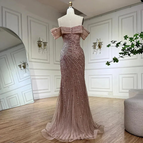Robe de soirée de luxe rose style sirène, épaules dénudées, avec perles et fente latérale, pour une occasion formelle, Saudi LA72481, 2025 