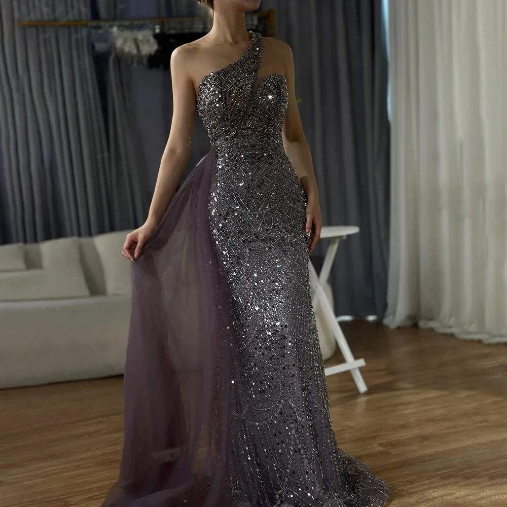 Vestido de noche morado de un solo hombro estilo árabe saudí 2025 con sobrefalda lateral con cuentas para ocasiones formales LA72735 
