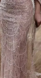 Vestido de noche morado de un solo hombro estilo árabe saudí 2025 con sobrefalda lateral con cuentas para ocasiones formales LA72735 