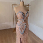 Vestido de noche de sirena rosa sin tirantes con abertura alta para ocasiones formales LA72480 (modelo saudí 2025) 