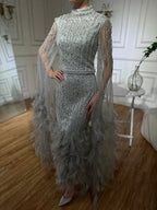 Vestido de noche largo hasta el tobillo con mangas de capa de sirena gris plata 2025, plumas y cuentas, ideal para ocasiones formales LA72747 