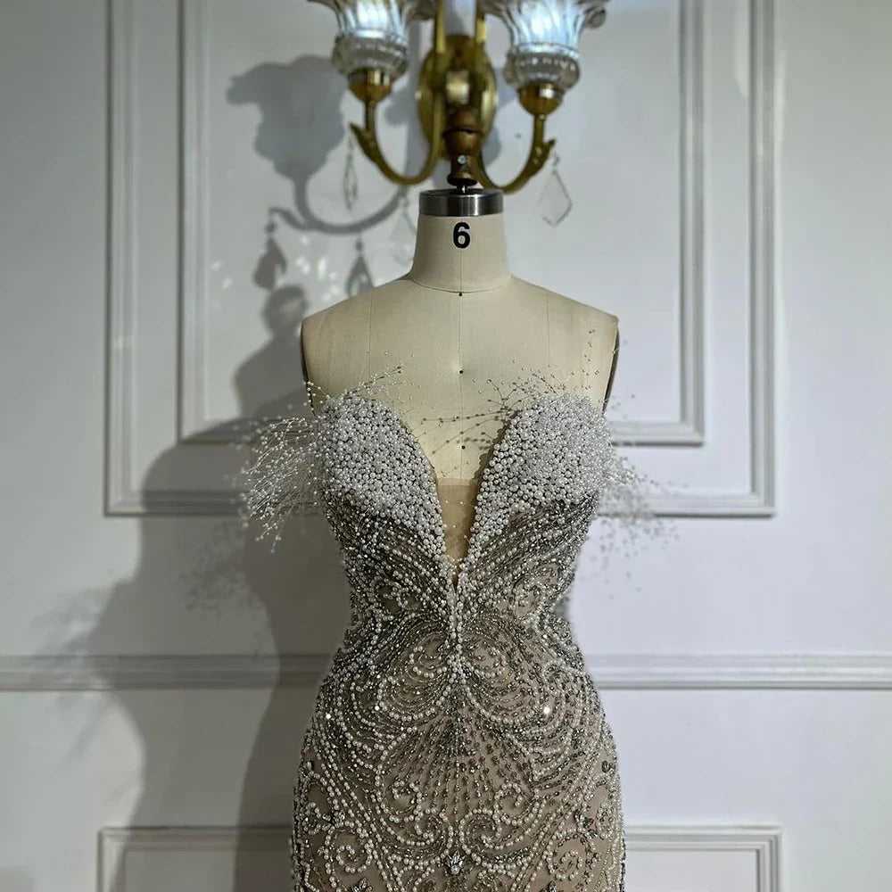 Vestido de noche de lujo para mujer, corte sirena, sin tirantes, con abertura, color blanco nude, con perlas y cuentas, ideal para bodas y fiestas (LA72522) 