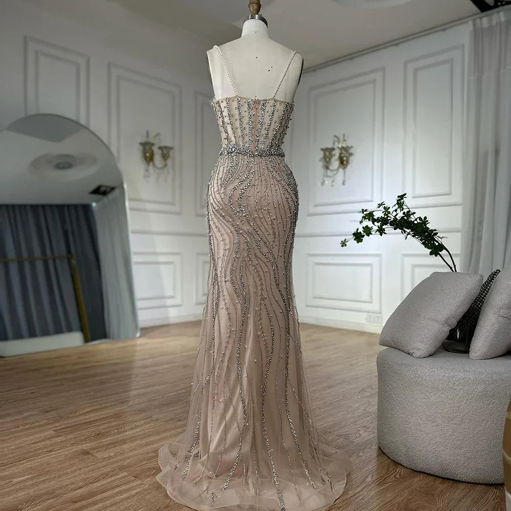 Vestido de noche de sirena elegante con tirantes finos y perlas para ocasiones formales LA72865 (2025) 