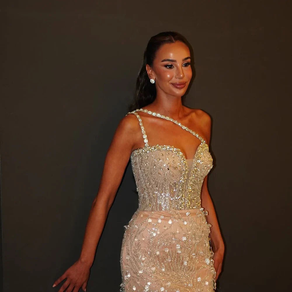 Vestido de noche de un solo hombro con cuentas color nude y cristales para ocasiones formales LA72872