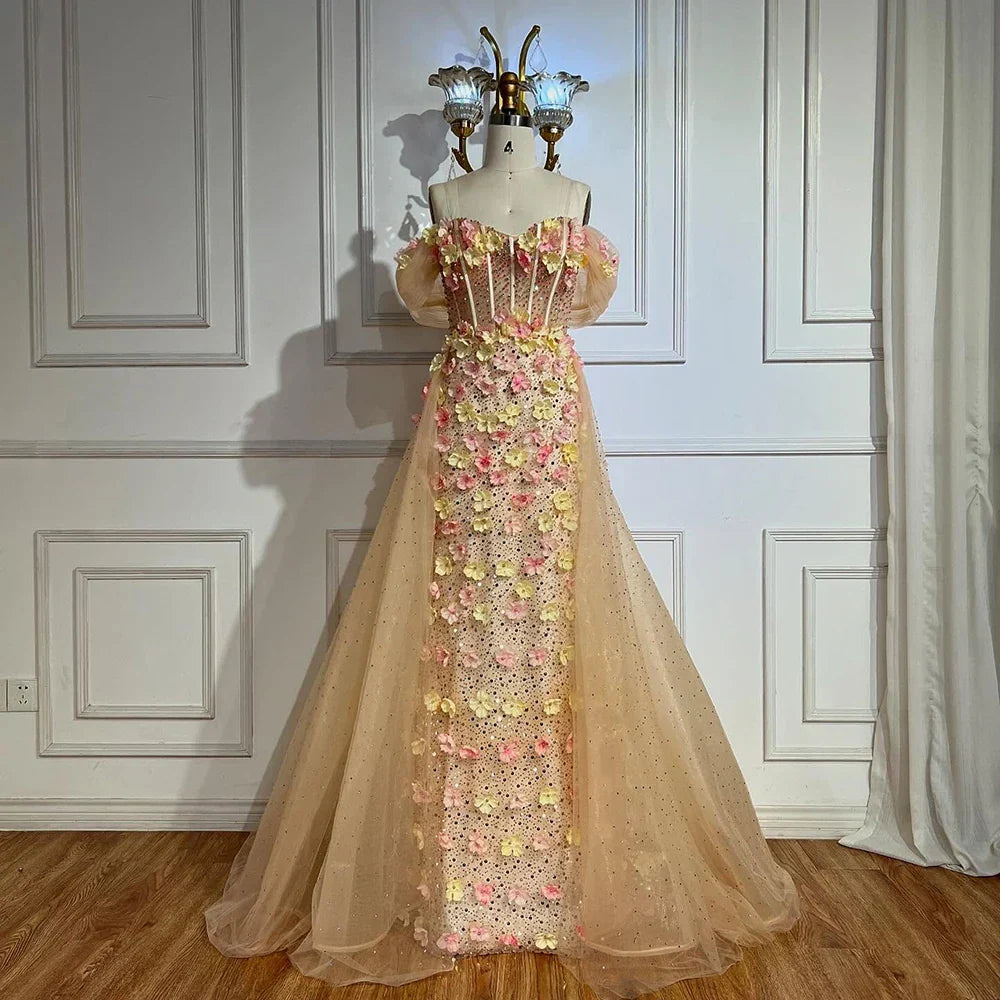 Vestido de noche tipo corsé con hombros descubiertos, estampado floral color nude y cuentas, con sobrefalda, ideal para ocasiones formales (LA72861) 