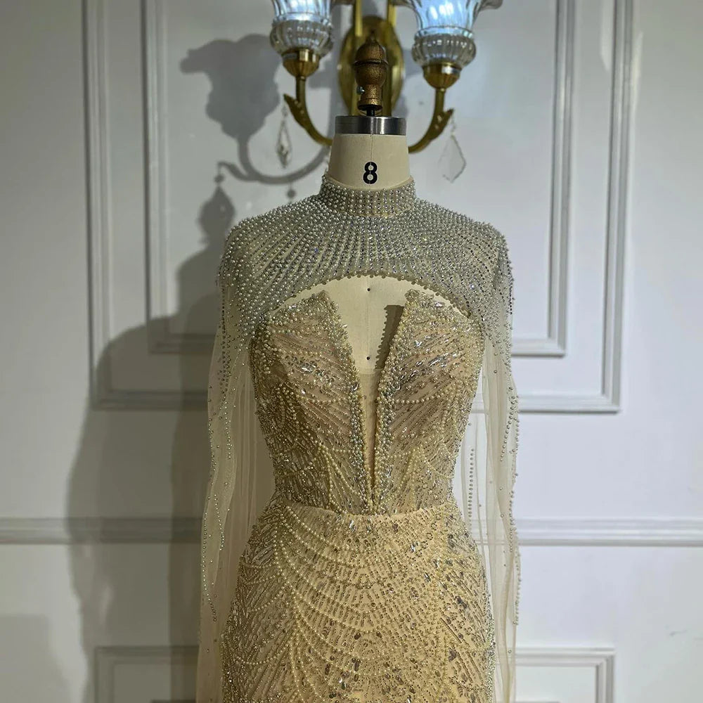 Vestido de noche saudí color nude sin tirantes con perlas y cuentas, con capa larga transparente para ocasiones formales LA72189A 