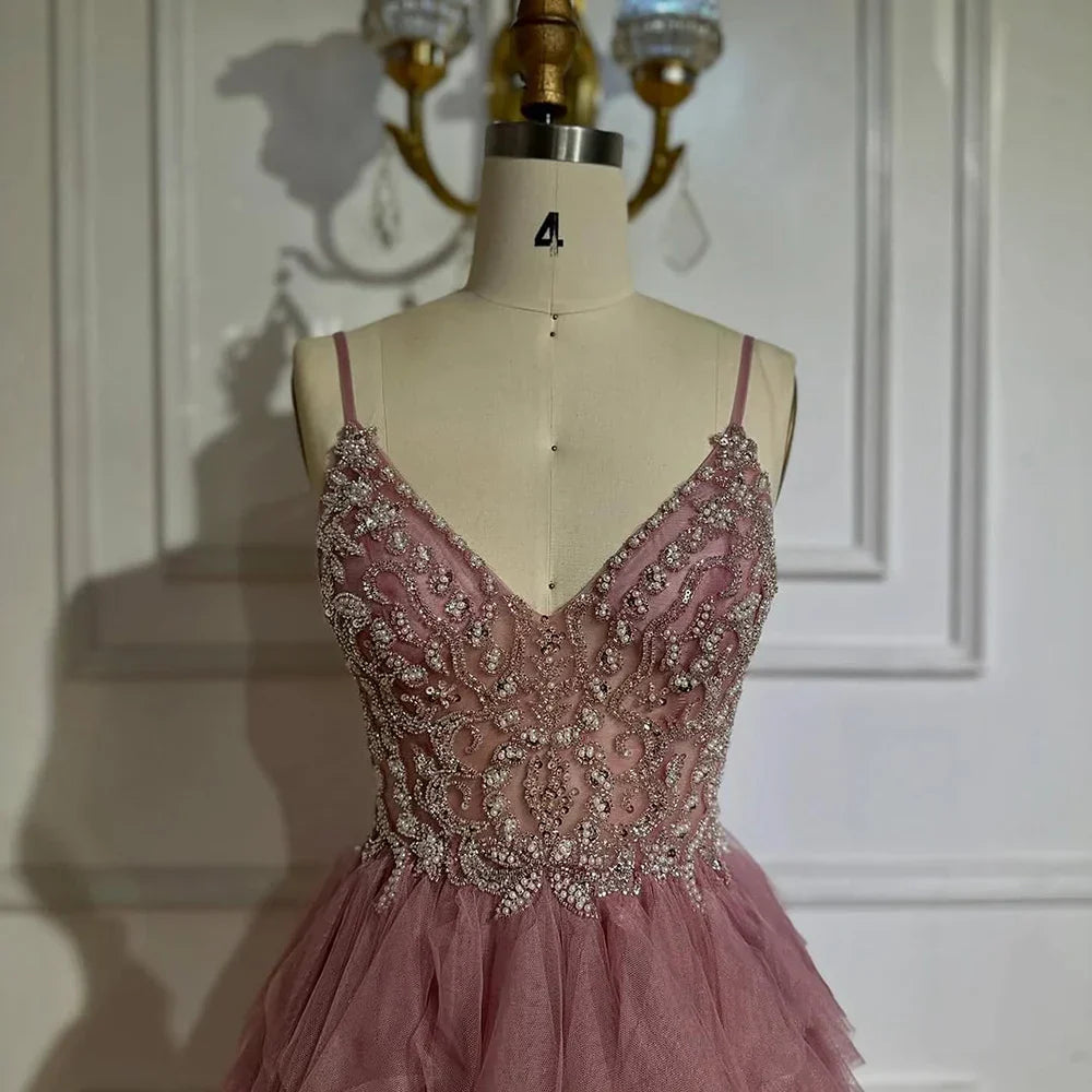 Vestido de noche rosa con tirantes finos, corpiño con cuentas y falda de tul en capas para ocasiones formales LA72893 