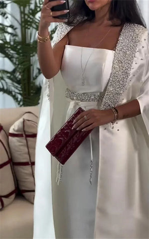 Vestido de noche árabe blanco de satén estilo sirena con capa larga para ocasiones formales LA72825 