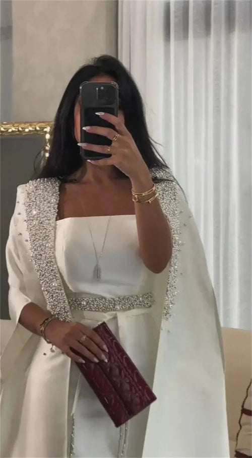 Robe de soirée sirène blanche en satin avec longue cape pour une occasion spéciale, modèle 2025, LA72825 