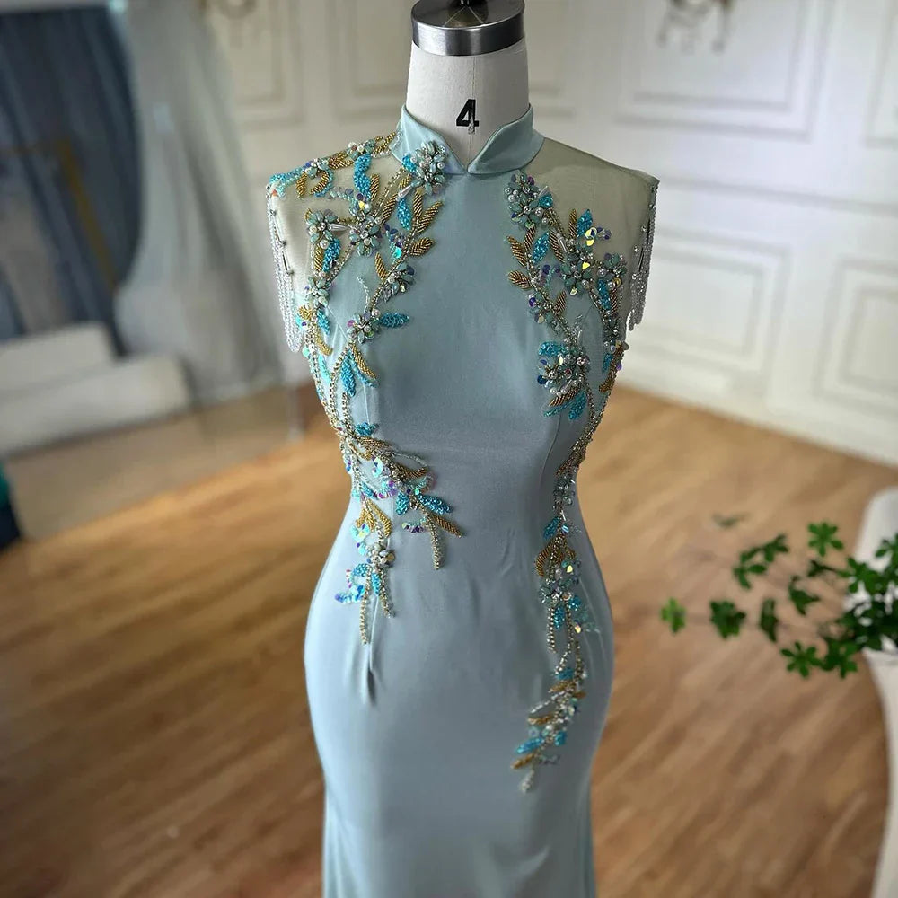 Vestido de noche de satén con borlas y cuentas estilo sirena, modelo LA72797B de Saudi Mint (2025). Ideal para ocasiones formales. 