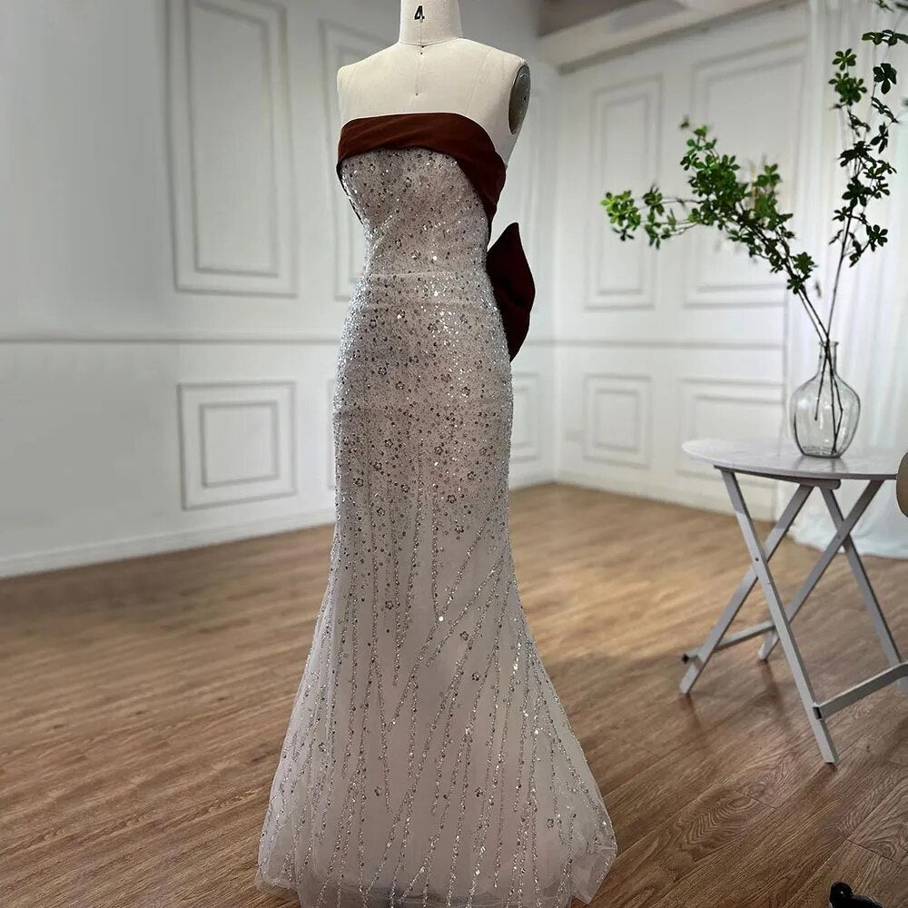 Vestidos de noche árabes color beige, elegantes, sexys, sin tirantes, con cuentas, estilo sirena, colección 2025, para mujer, ideales para bodas y fiestas (LA72065) 