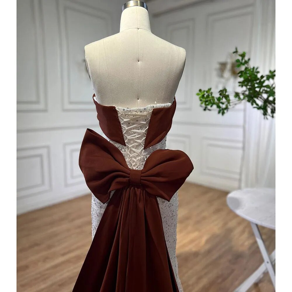 Vestidos de noche árabes color beige, elegantes, sexys, sin tirantes, con cuentas, estilo sirena, colección 2025, para mujer, ideales para bodas y fiestas (LA72065) 