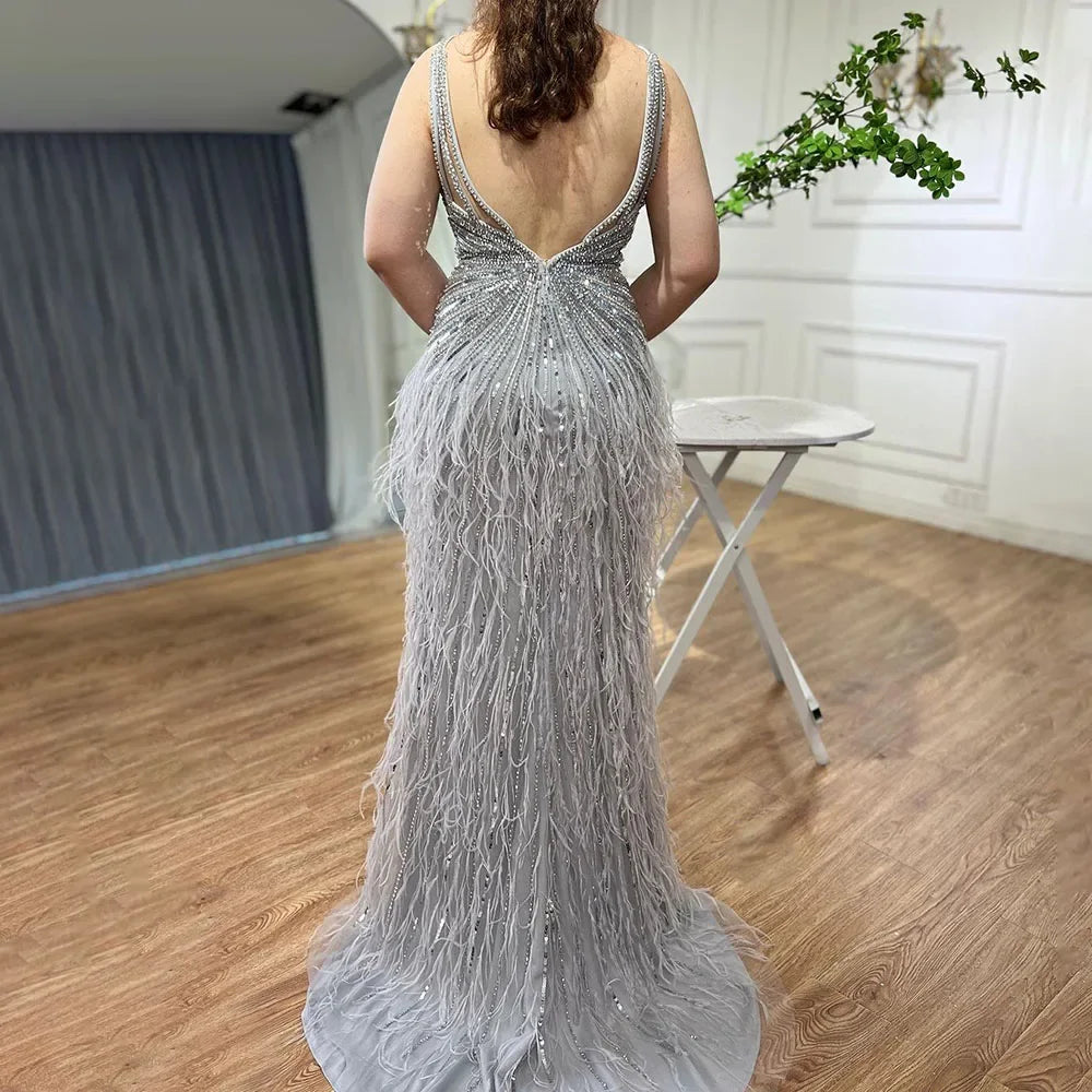 Arabic Black Spaghetti Strap Split Feathers Beaded Mermaid Evening Dresses Gownsfor Women Wedding Party 2025 LA70623