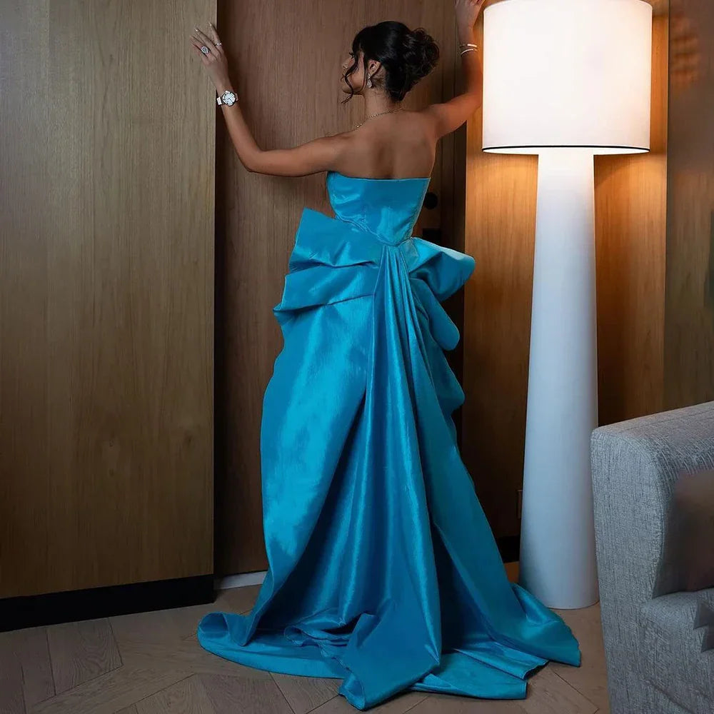 Vestidos de noche elegantes de sirena azul árabe hasta la rodilla, sin tirantes, con cuentas, para mujer, para bodas y fiestas 2025 LA72485 