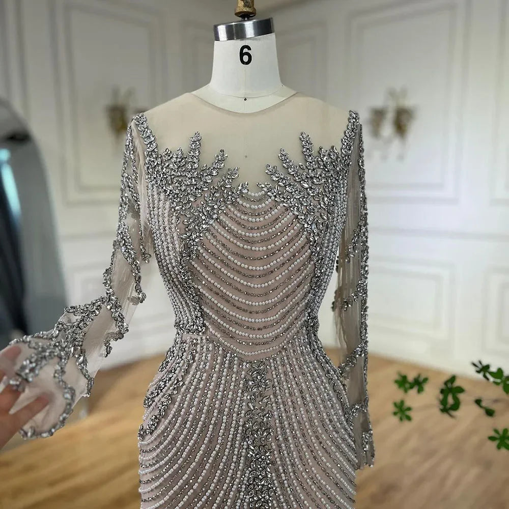 Vestidos de noche de lujo árabes con perlas de cristal, color plata y nude, estilo Dubai, para mujer, ideales para bodas, eventos formales y fiestas de graduación (modelo 2025, LA72478). 