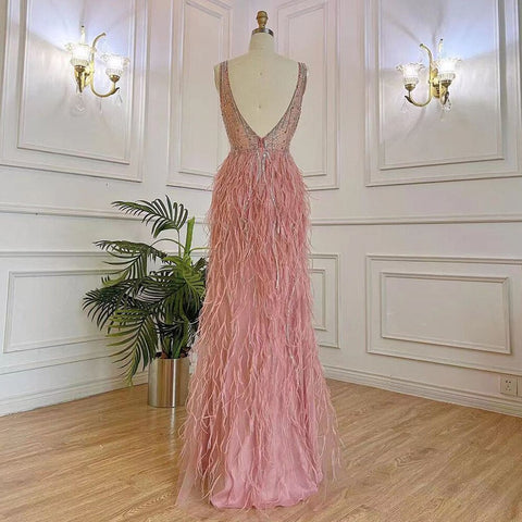 Robe de soirée sirène rose élégante et sexy à col en V, luxueuse, ornée de perles et de plumes, pour femme, modèle 2025, LA71900 