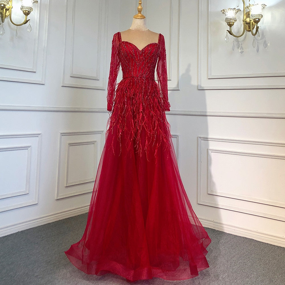 Robe de soirée de luxe arabe en plumes et perles faites à la main 2025 LA71468