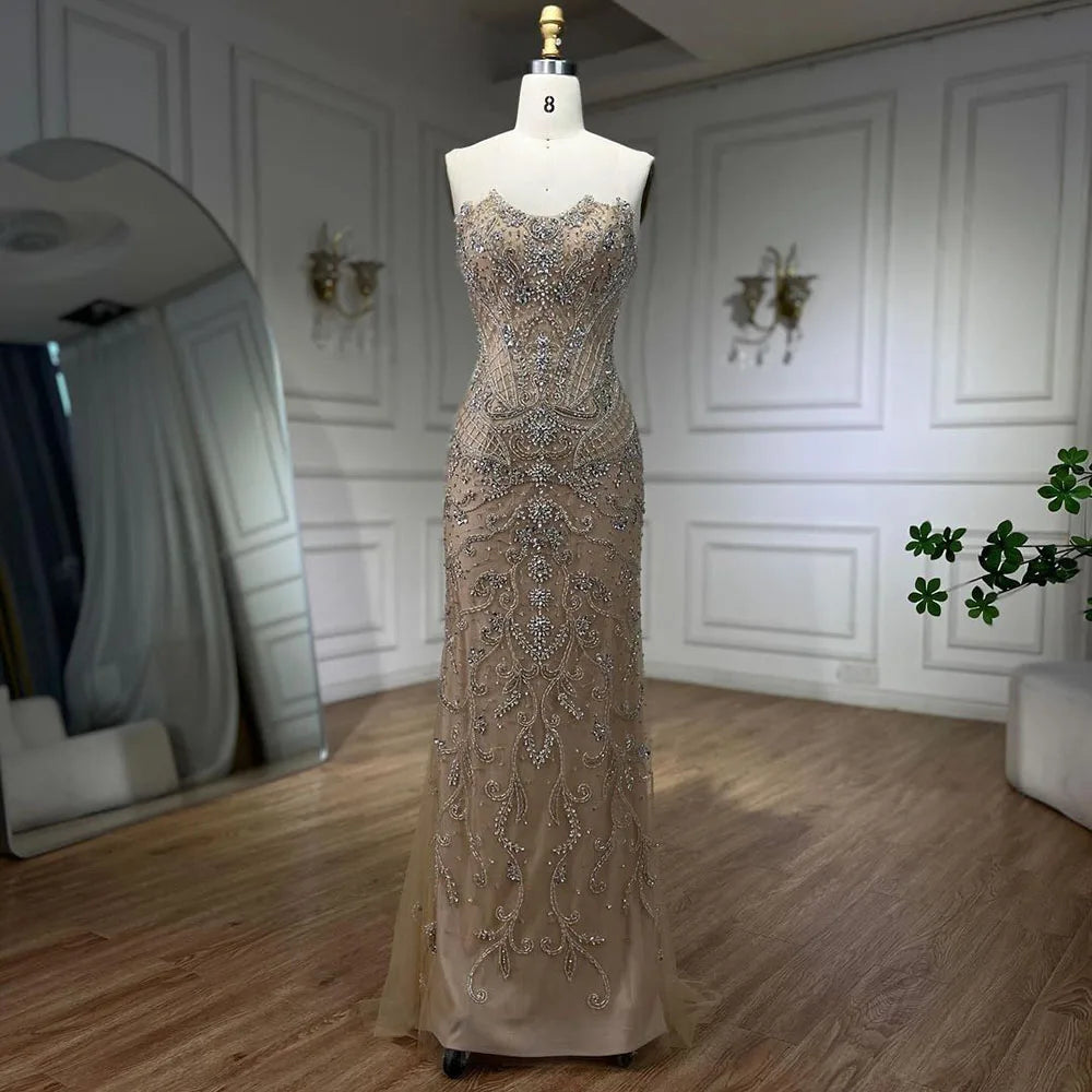 Vestido de noche de lujo árabe color nude, sin tirantes, estilo sirena, con borlas y cuentas LA72237 