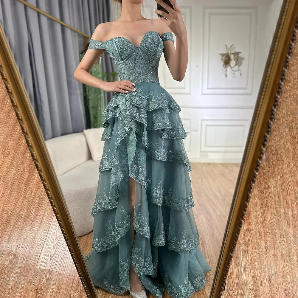 Vestido de noche árabe turquesa con tirantes, falda escalonada con cuentas y abertura frontal para ocasiones formales 2025 LA72593A 