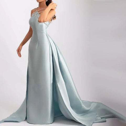 Robe de soirée élégante en satin bleu clair avec surjupe LA72524