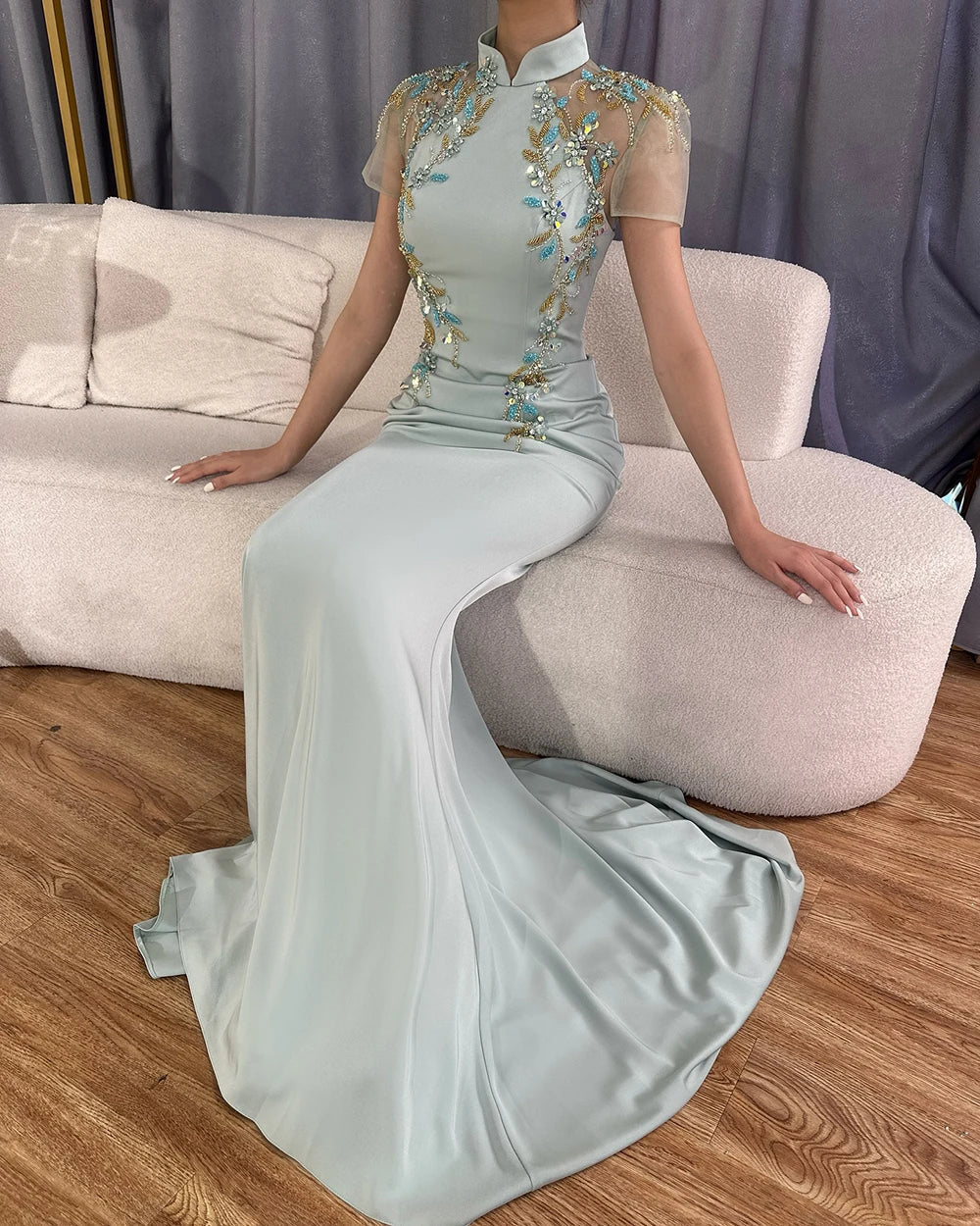 Vestido de noche de satén con cuentas estilo sirena y corsé de Saudi Mint 2025 para ocasiones formales LA72797 